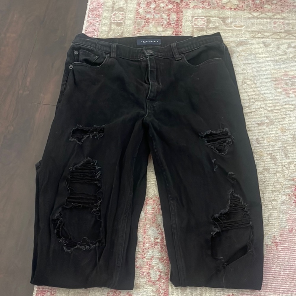 Black Aeropostale Mom Jeans in a size 10 lightly used